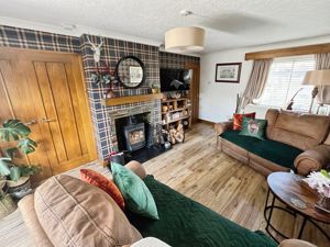 Living room- click for photo gallery